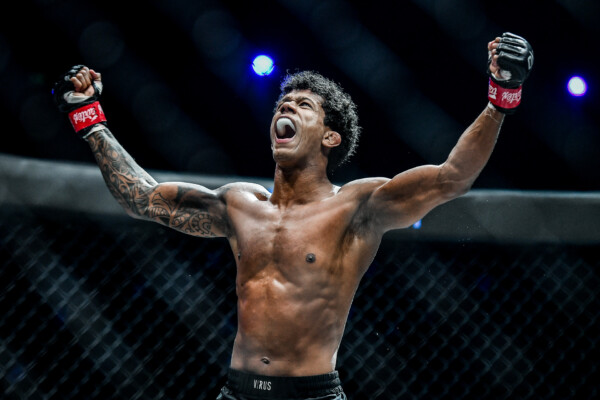 Adriano Moraes Demetrious Johnson ONE on TNT I 35 600x400