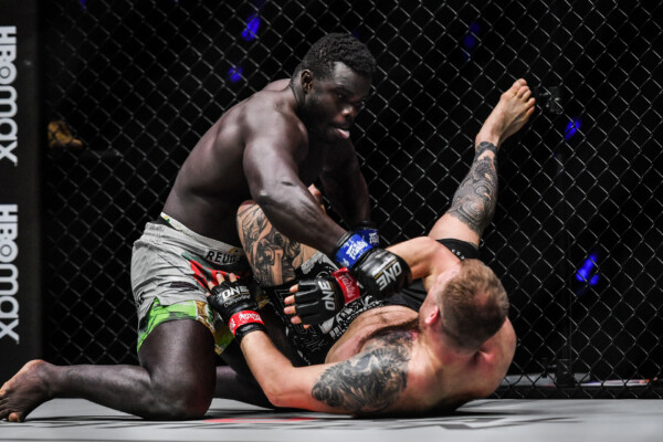 Oumar Kane Patrick Schmid ONE on TNT I 11 600x400