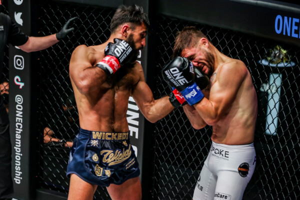 Marat Grigorian Andy Souwer 1920X1280 ONE First Strike 46.jpg 600x400