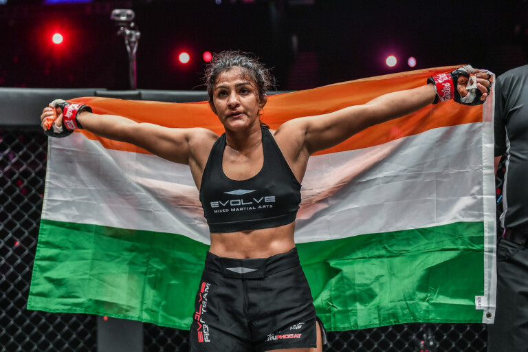 Ritu Phogat Jenelyn Olsim 1920X1280 ONE NextGen 11.jpg 768x512