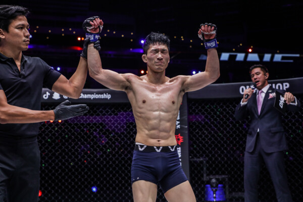Chen Rui Song Min Jong ONE156 1920X1280 41 600x400
