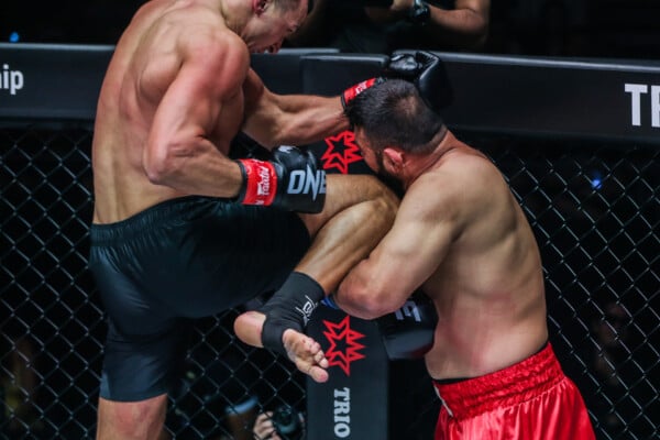Roman Kryklia throws a knee on Iraj Azizpour at ONE 163
