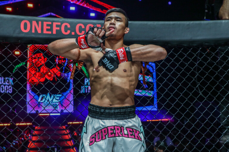 Superlek Kiatmoo9 Panpayak Jitmuangnon ONE 164 1920X1280 39 768x512