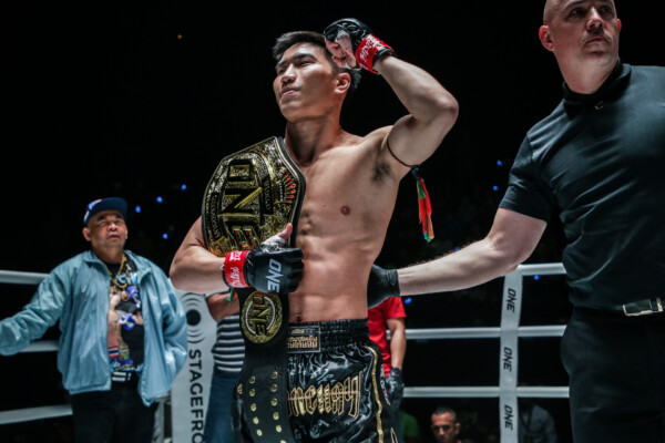 Tawanchai PK Saenchai Jamal Yusupov ONE Fight Night 7 1920X1280 26 600x400