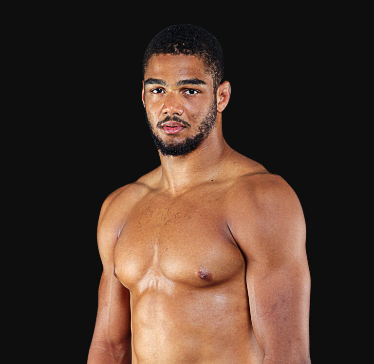 Maurice Abevi Hero 1200x1165 1 768x746