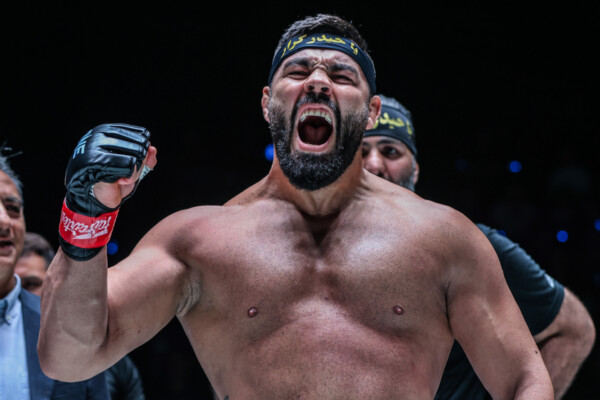 Amir Aliakbari Dustin Joynson ONE Fight Night 12 44