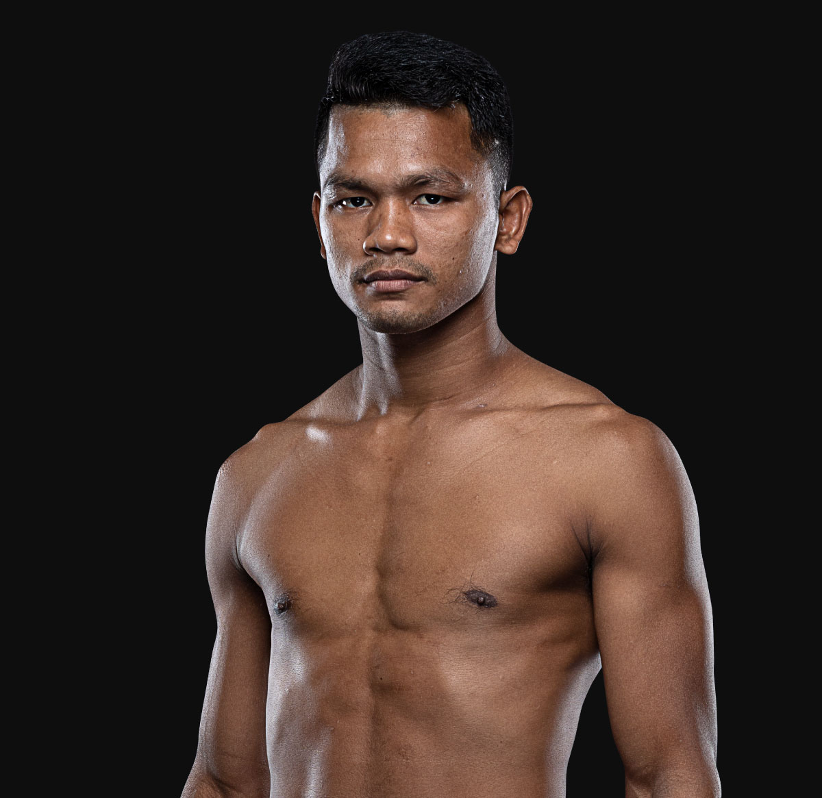 Khunponnoi_Sor_Sommai hero 1200x1165 1