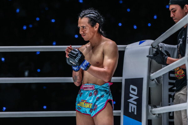 Elias Mahmoudi Edgar Tabares ONE Fight Night 13 25