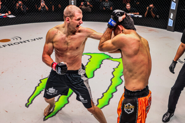 Dmitry Menshikov Rungrawee Sitsongpeenong ONE Fight Night 14 19 scaled