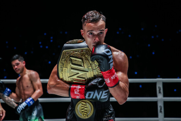 Jonathan Di Bella Danial Williams ONE Fight Night 15 67 scaled