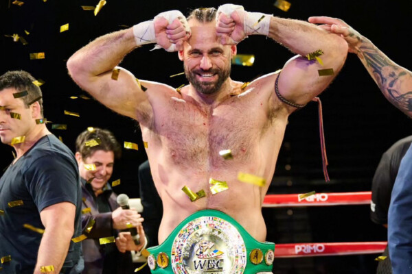 AlexRoberts WBCTitle 1200X800