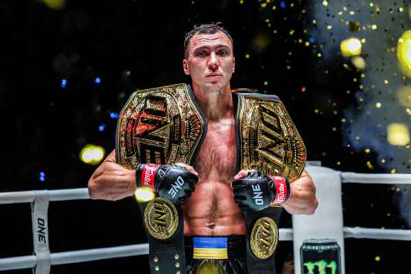 Roman Kryklia Alex Roberts ONE Fight Night 17 58 scaled