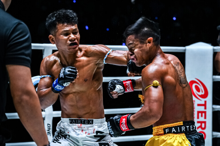 Numsurin Chor Ketwina Songchainoi Kiatsongrit ONE Friday Fights 122 1 scaled