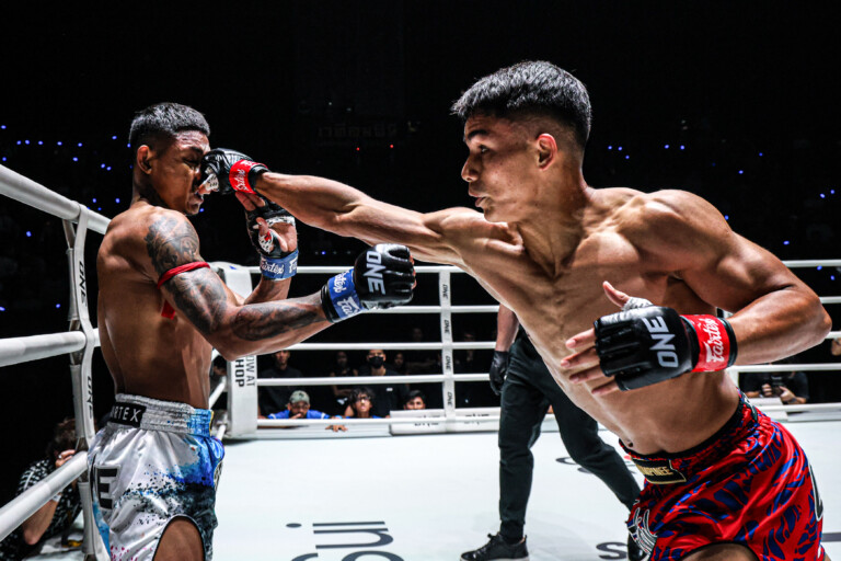 Johan Ghazali Ye Yint Naung ONE Friday Fights 141 6