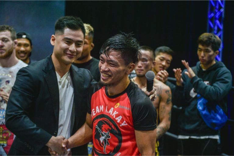 Lito Adiwang red defeats Anthony Do blue by decision at ONE WARRIOR SERIES 7One Warrior Series Aug 2019 601 768x512