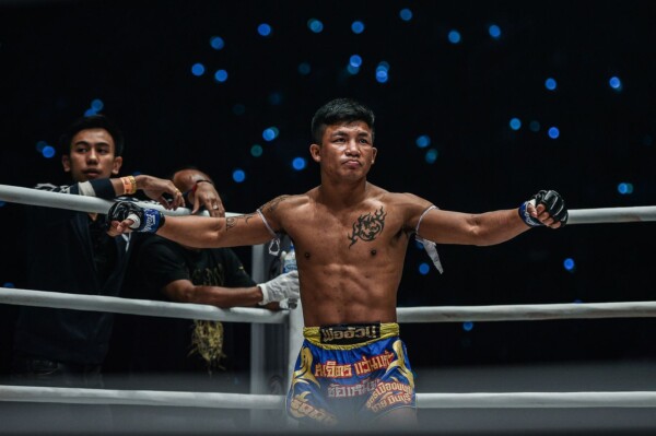Rodtang Jitmuangnon DA 2712 600x399
