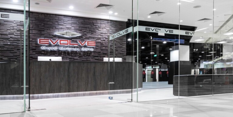 EVOLVE KINEX ENTRANCE 768x386