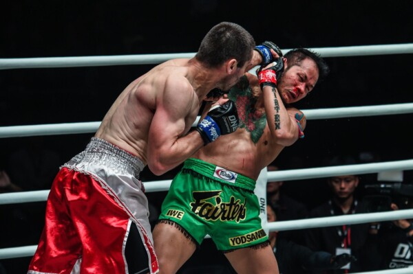 Jamal Yusupov defeats Yodsanklai at ONE AGE OF DRAGONS YK 7506 600x399