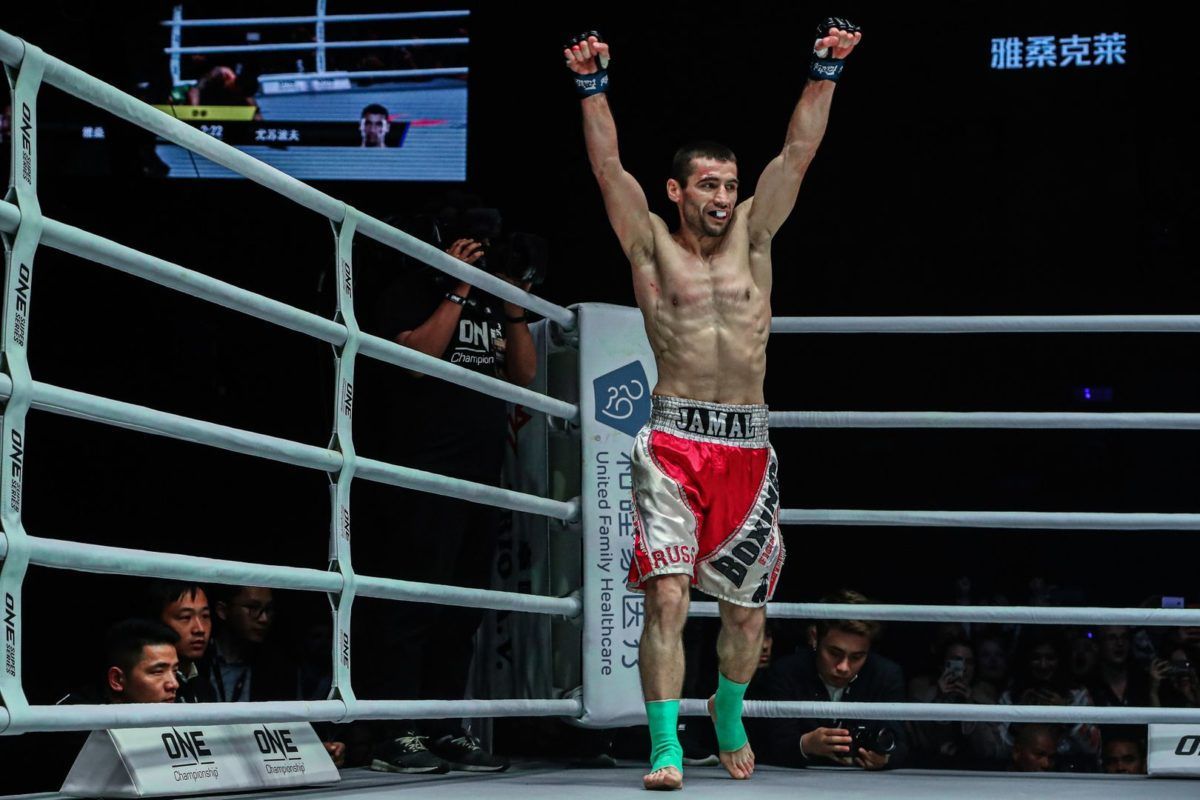 Jamal Yusupov celebrates his win against Yodsanklai at ONE AGE OF DRAGONS