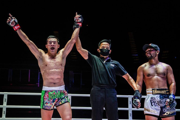 Saemapetch Fairtex Rodlek PK Saenchai Muaythaigym NS2 1920X1280 11 768x512