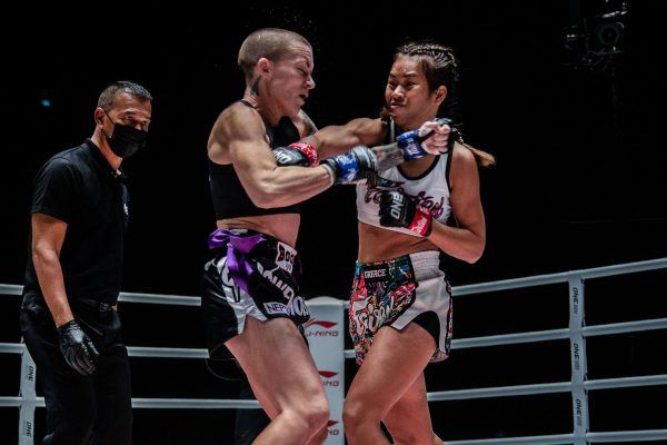 Wondergirl Fairtex Brooke Farrell NS3 1920X1280 3 600x400