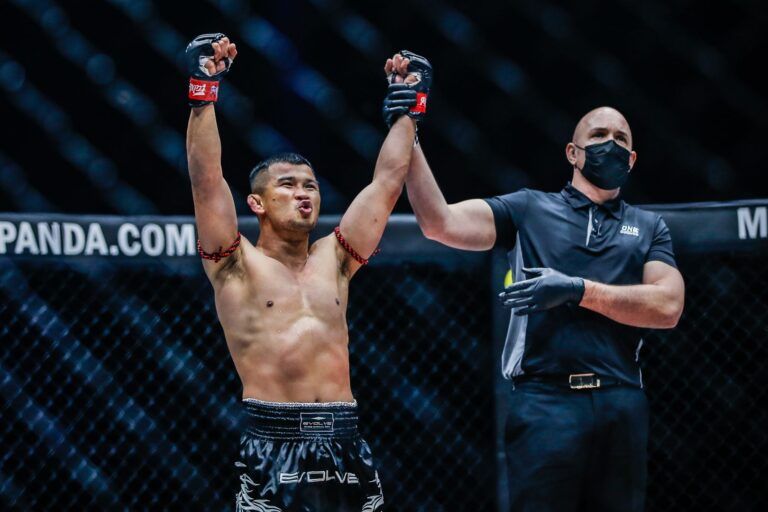 nong o rodlek one collision course 1920X1280 13 768x512