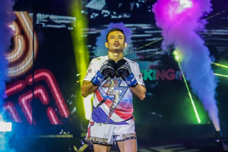 Ilias Ennahachi Superlek Kiatmoo9 ONE FISTS OF FURY 1920X1280 45 768x512