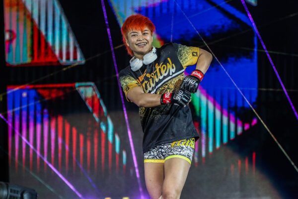 Stamp Fairtex Alyona Rassohyna UNBREAKABLE III 1920X1280 8 600x400