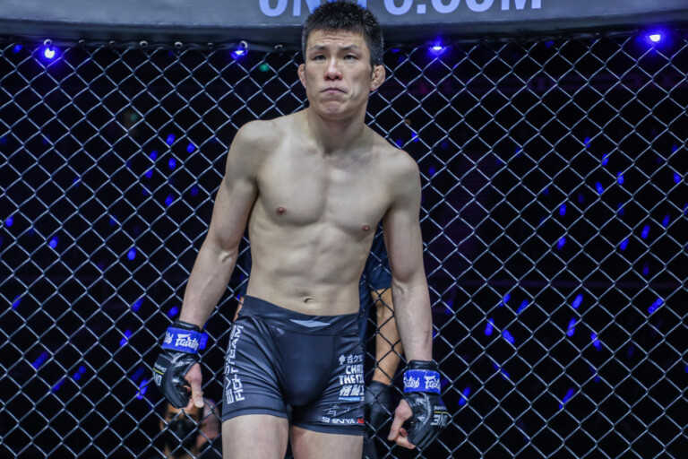 Shinya Aoki Eduard Folayang 1920X1280 ONE on TNT IV 13 768x512