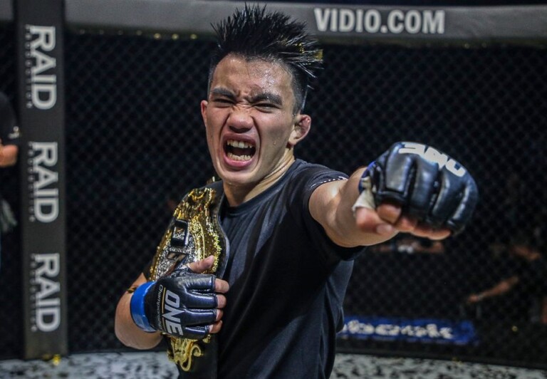 Joshua Pacio DC 3723 768x532