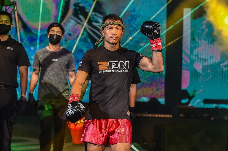 Sitthichai Sitsongpeenong Davit Kiria ONLY THE BRAVE 1920X1280 2 768x511