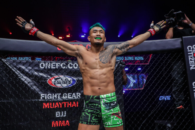 Yodkaikaew Fairtex Woo Sung Hoon BAD BLOOD 1920X1280 29 768x512