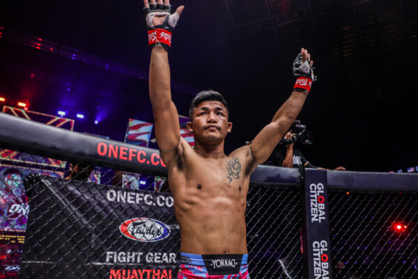 Demetrious Johnson Rodtang Jitmuangnon ONE X 1920X1280 35 600x400