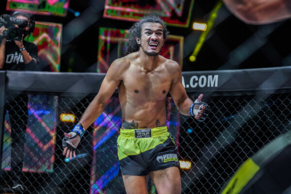 Nieky Holzken Sinsamut Klinmee ONE X 1920X1280 57 600x400