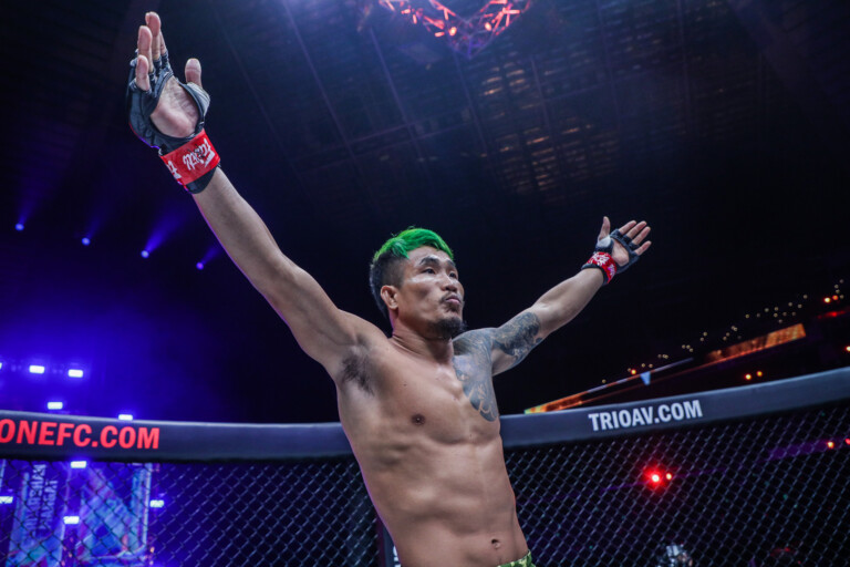 Yodkaikaew Fairtex Gurdarshan Mangat ONE158 1920X1280 20 768x512