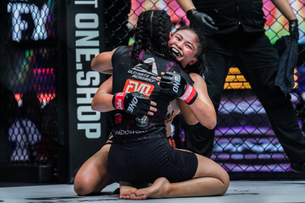 Stamp vs Jihin OFN2 10 600x400