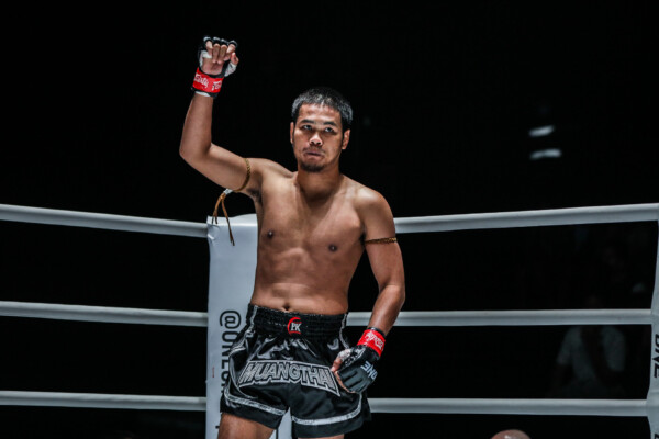 MMuangthai PK.Saenchai vs Mavlud Tupiev OLN1 9 600x400
