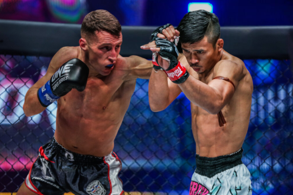 daniel vs superlek ofn 600x399