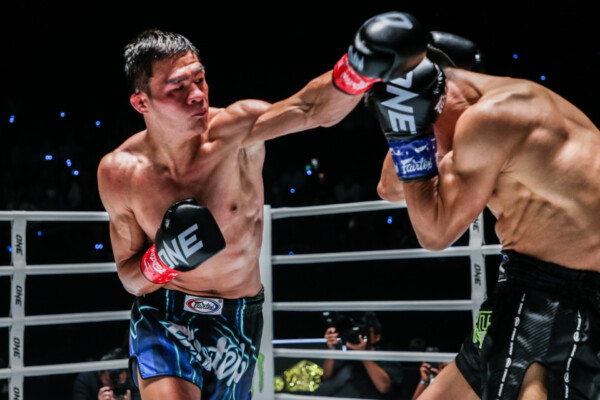 OFN7 Saemapetch Fairtex vs Zhang Chenglong26 600x400