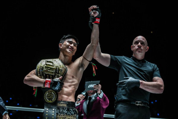 OFN7 Tawanchai PK.Saenchai vs Jamal Yusupov37 600x400