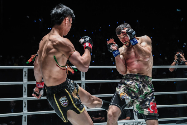 OFN7 Tawanchai PK.Saenchai vs Jamal Yusupov42 600x400