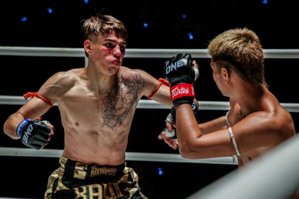 Kongchai Chanaidonmueang VS Xavier Gonzalez12