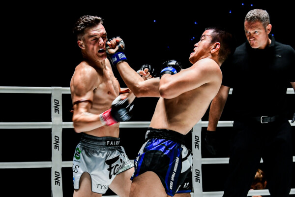 OL18   Tyson Harrison VS Pongsiri PK Saenchai15