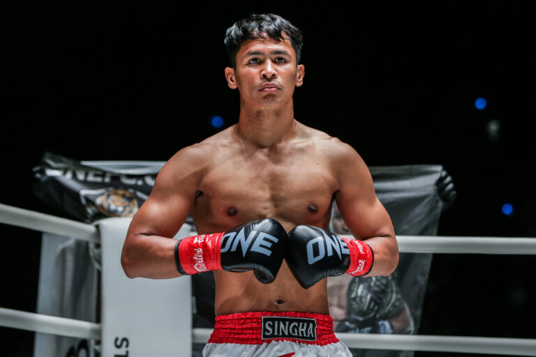 OFN11   Superbon Singha Mawynn vs Tayfun Ozcan24
