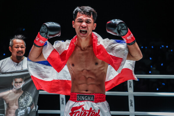 OFN11   Superbon Singha Mawynn vs Tayfun Ozcan85