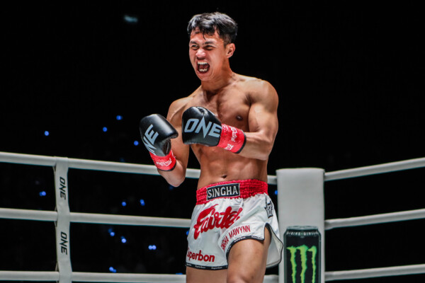OFN11   Superbon Singha Mawynn vs Tayfun Ozcan9