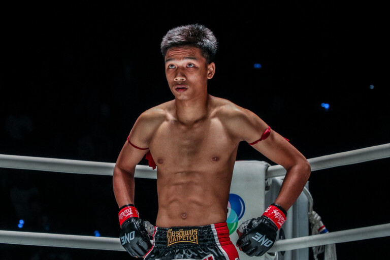 OL24   Aliff Sor Dechapan VS Ratchadej Sor Petjumrat1