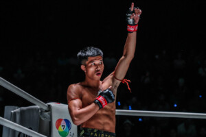 OL27 Ferrari Fairtex VS Ilyas Musaev21