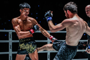 OL27 Ferrari Fairtex VS Ilyas Musaev24