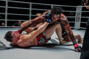 OL27 Lawrence Phillips VS Roman Lukashevich4